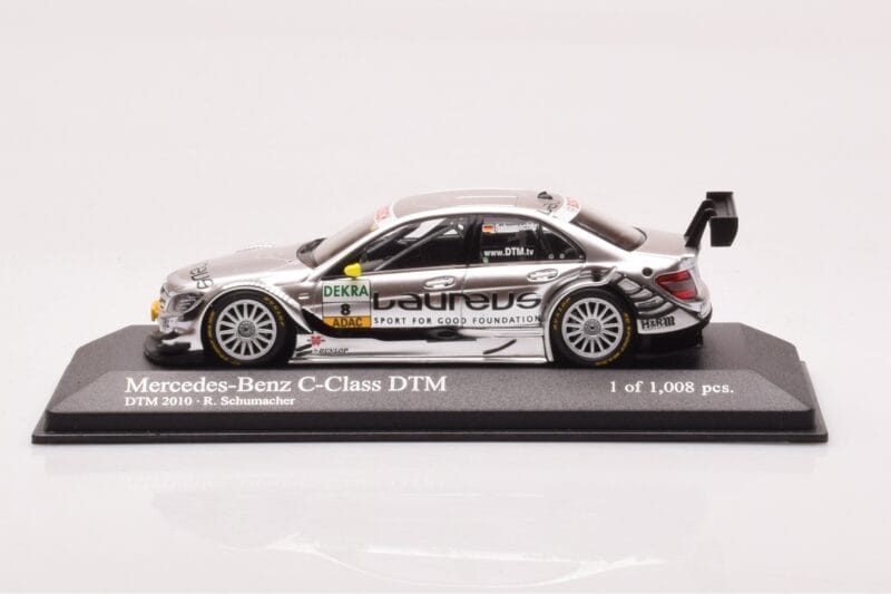 Mercedes C-Class W204 DTM Team AMG Mercedes #8 R. Schumacher DTM 2010 Minichamps 1:43