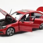 Mercedes C-Class W205 Rdeč Metallic Asia Exclusive Norev 1:18 - image 2 of 8