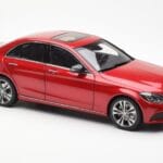 Mercedes C-Class W205 Rdeč Metallic Asia Exclusive Norev 1:18 - image 6 of 8