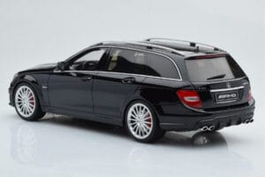 Mercedes C63 AMG S204 T-Model Črn GT Spirit 1:18 GT760 Smola – slika 5 od 6