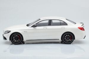 Mercedes C63S AMG W205 Bel GT Spirit 1:18 B66960370 Smola – slika 3 od 6