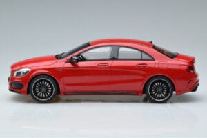 Mercedes CLA 45 AMG C117 Jupiter Rdeč GT Spirit 1:18 GT031 Smola – slika 3 od 6
