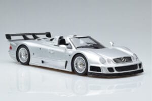Mercedes CLK GTR Roadster Srebrn GT Spirit 1:18 GT155 Smola – slika 4 od 6