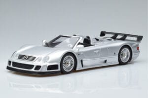 Mercedes CLK GTR Roadster Srebrn GT Spirit 1:18 GT155 Smola