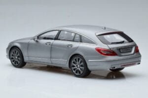 Mercedes CLS Shooting Brake X218 Alanite Siv Norev 1:18 B66960117 Kovina – slika 6 od 7