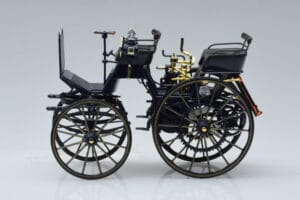 Mercedes Daimler Motorkutsche Temno Modra Norev 1:18 183700 Kovina – slika 3 od 6