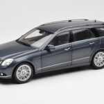 Mercedes E-Class S212 T-Model Tenorit Siv Metallic Minichamps 1:18