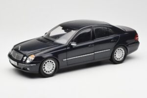 Mercedes E-Class W211 Moder Metallic Kyosho 1:18