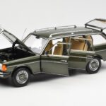 Mercedes 230T W123 T-Model Zelena Metalik Norev 1:18 - image 2 of 8