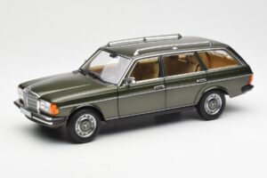 Mercedes 230T W123 T-Model Zelena Metalik Norev 1:18