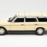 Mercedes 230T W123 T-Model Taksi Norev 1:18 - image 4 of 8
