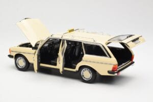Mercedes 230T W123 T-Model Taksi Norev 1:18 183731 Kovina – slika 5 od 8