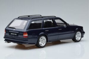 Mercedes E36 AMG S124 Modra Otto 1:18 OT753 Smola – slika 2 od 6