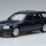 Mercedes E36 AMG S124 Modra Otto 1:18 OT753 Smola