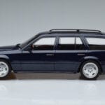 Mercedes E36 AMG S124 Modra Otto 1:18 OT753 Smola - image 3 of 6