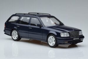 Mercedes E36 AMG S124 Modra Otto 1:18 OT753 Smola – slika 4 od 6