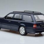 Mercedes E36 AMG S124 Modra Otto 1:18 OT753 Smola - image 5 of 6