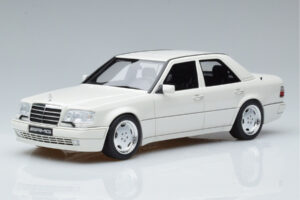 Mercedes E60 AMG W124 Bel Otto 1:18
