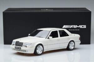 Mercedes E60 AMG W124 Bel Otto 1:18 B66040640 Smola – slika 6 od 6