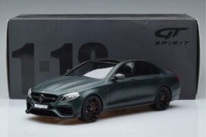 Mercedes E63 AMG Brabus 800 W213 Zelen GT Spirit 1:18 GT208 Smola – slika 6 od 6