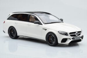 Mercedes AMG E63 S S213 T-Model Bel GT Spirit 1:18 GT795 Smola – slika 4 od 6