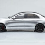 Mercedes AMG E63 S W213 Srebrn GT Spirit 1:18 - image 3 of 6