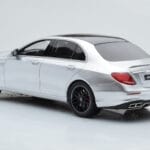 Mercedes AMG E63 S W213 Srebrn GT Spirit 1:18 - image 5 of 6