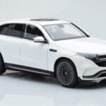 Mercedes EQC 400 Diamond Bel NZG 1:18 - image 6 of 8