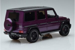 Mercedes G63 AMG W463 Crazy Color Galactic Beam Dealer Edition GT Spirit 1:18 B66961014 Smola – slika 2 od 6