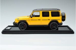 Mercedes AMG G63 W463 Rumena MotorHelix 1:18 MH018-Y Smola – slika 3 od 7