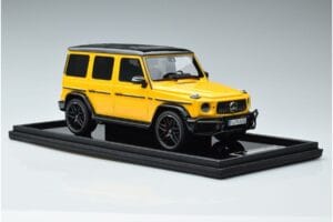Mercedes AMG G63 W463 Rumena MotorHelix 1:18 MH018-Y Smola – slika 4 od 7