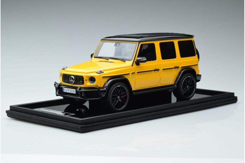 Mercedes AMG G63 W463 Rumena MotorHelix 1:18 MH018-Y Smola