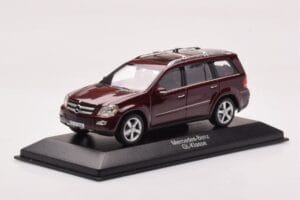 Mercedes GL X164 Karneol Rdeč Minichamps 1:43 B66962226 Kovina – slika 2 od 4