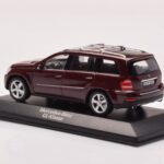 Mercedes GL X164 Karneol Rdeč Minichamps 1:43 - image 3 of 4