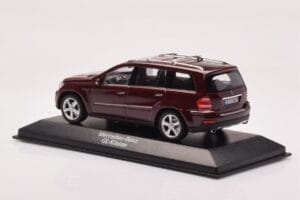 Mercedes GL X164 Karneol Rdeč Minichamps 1:43 B66962226 Kovina – slika 3 od 4