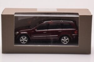 Mercedes GL X164 Karneol Rdeč Minichamps 1:43 B66962226 Kovina – slika 4 od 4