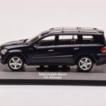 Mercedes GL X164 Tanzanite Moder Minichamps 1:43
