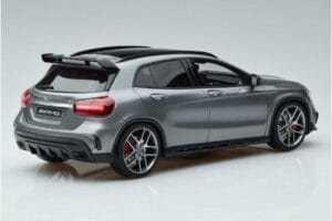 Mercedes AMG GLA 45 X156 Prodajalska Izdaja GT Spirit 1:18 B66960467 Smola – slika 2 od 6