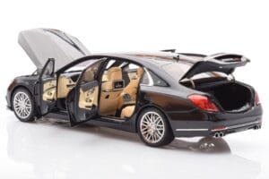 Mercedes Maybach S-Class W222 Brabus 900 Obsidian Črn Almost Real 1:18 860102 Kovina – slika 5 od 8