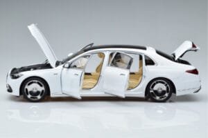 Mercedes Maybach S600 W222 V12 Biturbo Diamond Bel Almost Real 1:18 820116 Kovina – slika 5 od 11