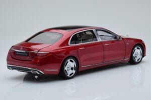 Mercedes Maybach S600 W222 V12 Biturbo Patagonia Rdeč Almost Real 1:18 820119 Kovina – slika 3 od 10