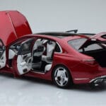 Mercedes Maybach S600 W222 V12 Biturbo Patagonia Rdeč Almost Real 1:18 - image 5 of 10