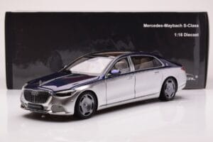 Mercedes Maybach S680 W223 Nautical Moder Cirrus Srebrn Almost Real 1:18 820125 Kovina – slika 8 od 8