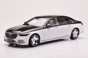 Mercedes Maybach S680 W223 Obsidian Črn Diamond Bel Almost Real 1:18 820121