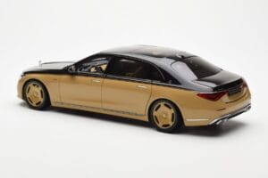 Mercedes Maybach S680 W223 Obsidian Črn Sand Almost Real 1:18 820124 Kovina – slika 6 od 7