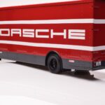 Mercedes O317 Porsche Transporter Rdeč CMR 1:18 - image 3 of 12