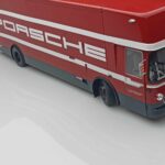 Mercedes O317 Porsche Transporter Rdeč CMR 1:18 - image 9 of 12