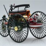 Mercedes Patent Motorwagen Zelena Norev 1:18 - image 5 of 6