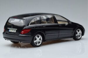Mercedes R-Class W251 Obsidian Črn Minichamps 1:18 B66962325 Kovina – slika 3 od 7