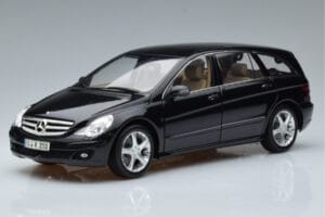 Mercedes R-Class W251 Obsidian Črn Minichamps 1:18 B66962325 Kovina